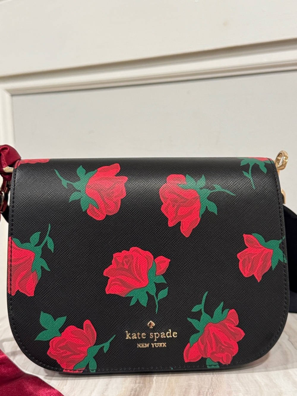 Kate Spade Bag Madison Rose Toss Printed Black Saddle Crossbody - Picture 5 of 17